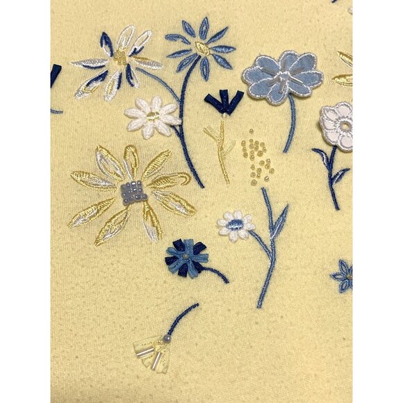 Yellow Floral Spring Flowers Embroidered Beaded Womens Top T Shirt Size Large - Picture 3 of 8